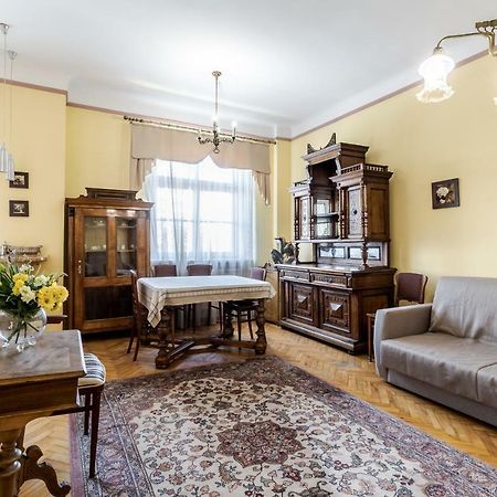 George Apartment Львов Экстерьер фото