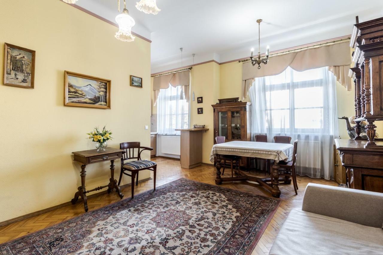 George Apartment Львов Экстерьер фото